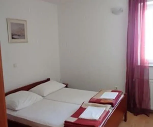 Vlado Apartamento Njivice
