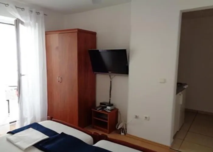 Vlado Apartamento Njivice