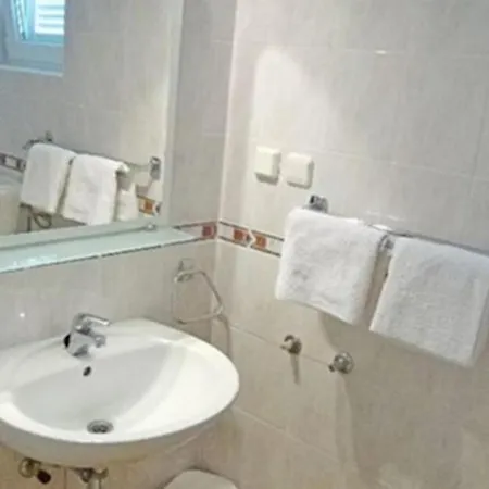 Apartment Vlado *