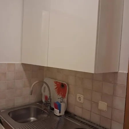 Vlado Apartment Njivice