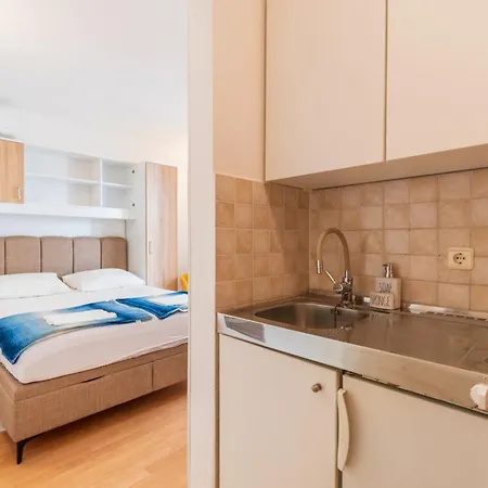 Vlado Apartman *