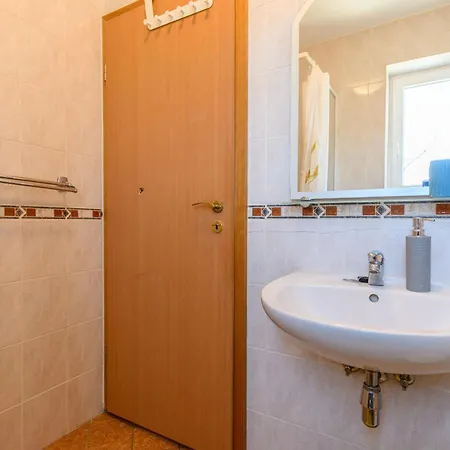 Vlado Apartman