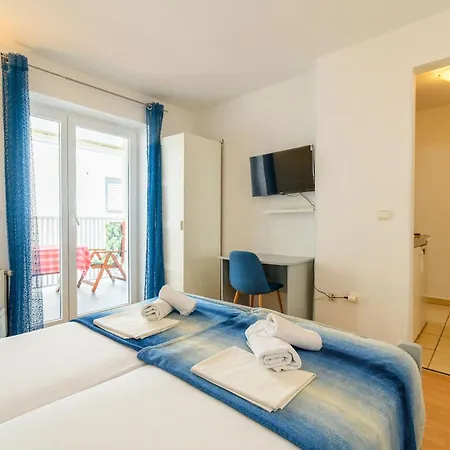 Vlado Apartman Njivice