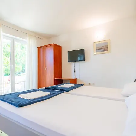 Vlado Apartman