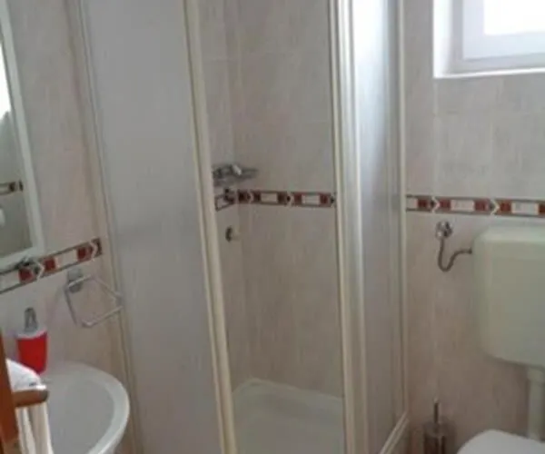 Vlado Apartman Njivice