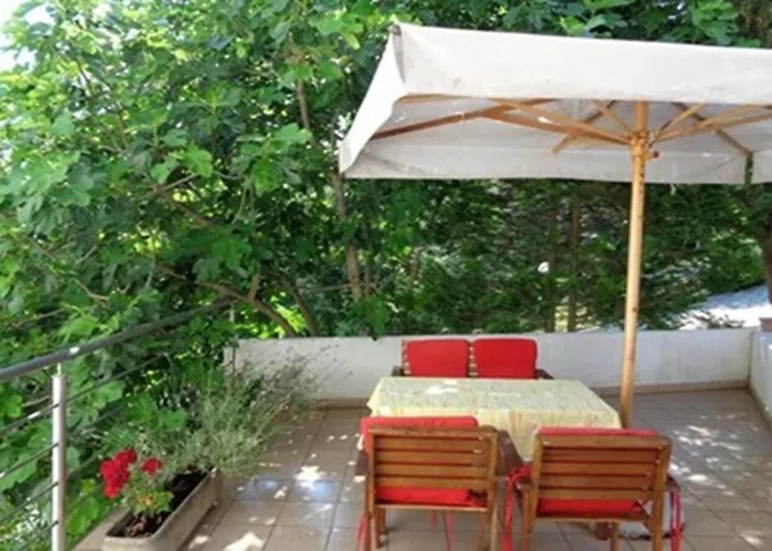 Vlado Apartman Njivice
